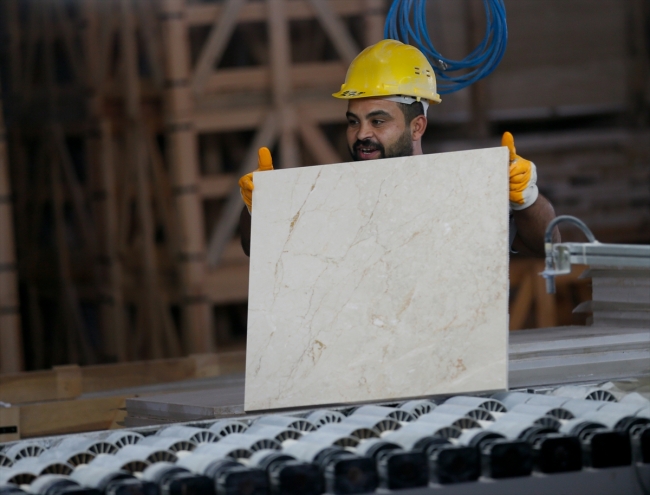 Denizli traverteni 100 ükede boy gösteriyor